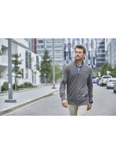 TM18144__988_D_ONL-2