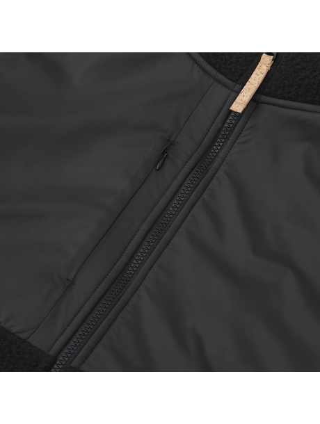 TM18191__896_B_Detail_Zipper