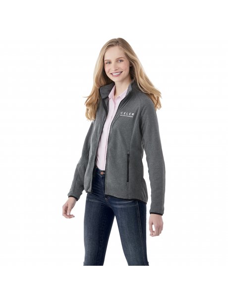 TM9930799307_D_on-model-liner-celer-logo-2
