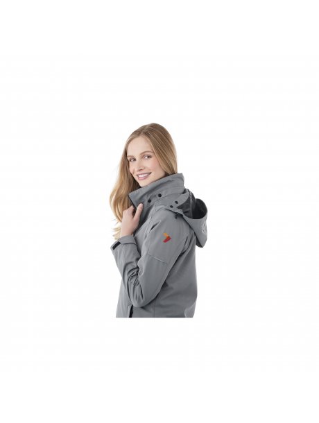 TM9930799307_938_D_on-model-detachablehood-detail-celer-logo