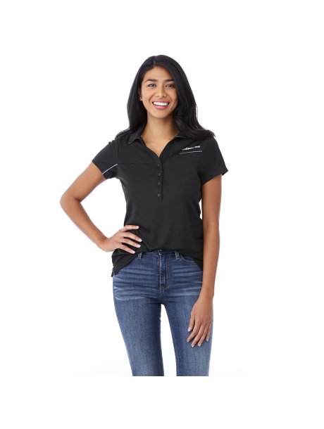 TM9630996309995_D_on-model-front-wellnessone-logo