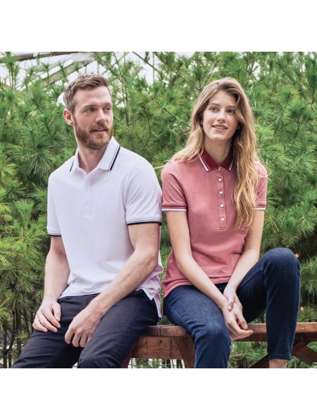 TM16613_125_B_ON-LIFESTYLE