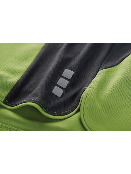 TM16704_653_A__OFF_8819